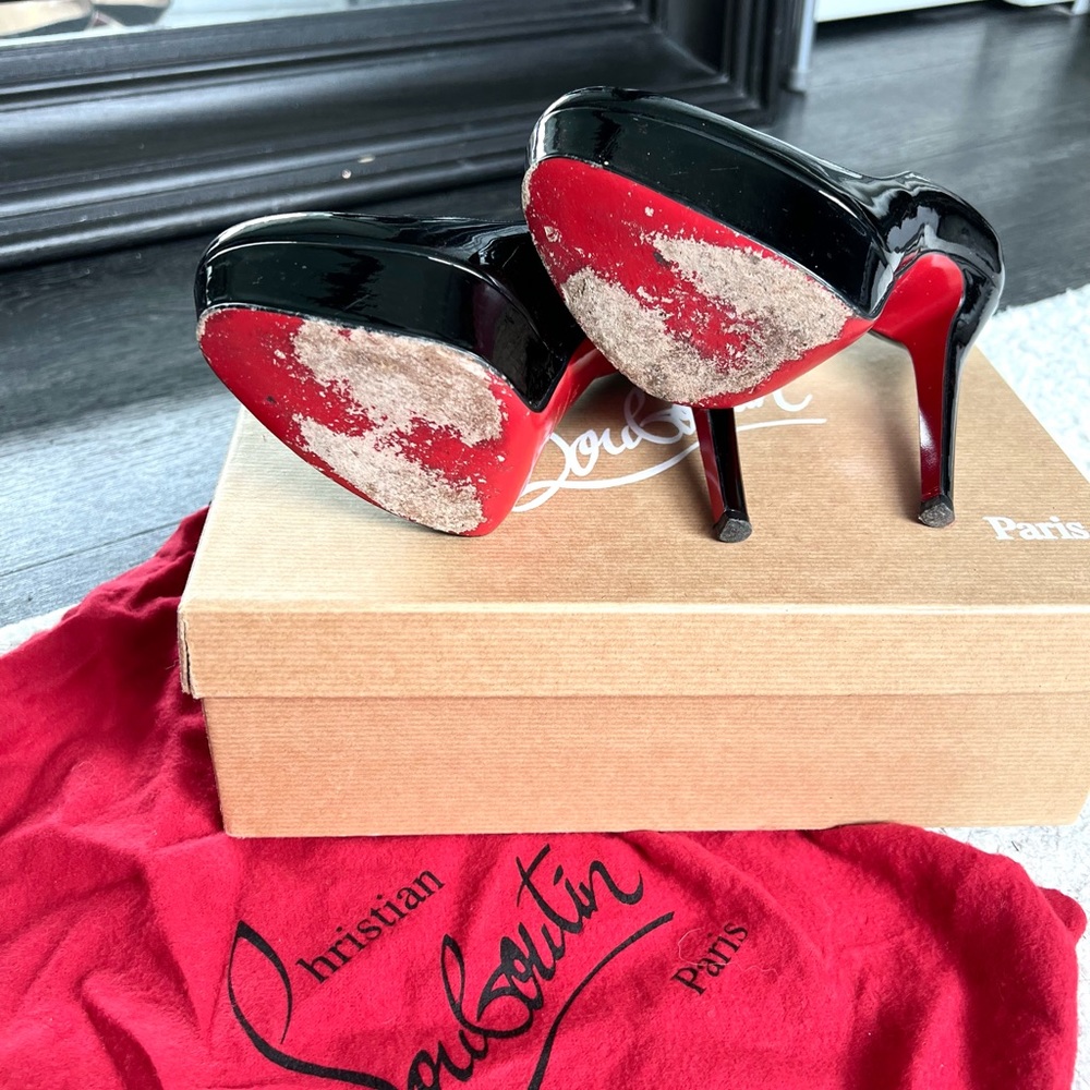 AUTHENTIC CHRISTIAN LOUBOUTIN PARIS heels - Picture 2 of 8
